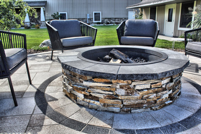 Built-in Wood Burning Fire Pit 